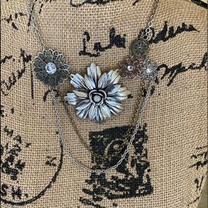Mixed Metals Floral necklace